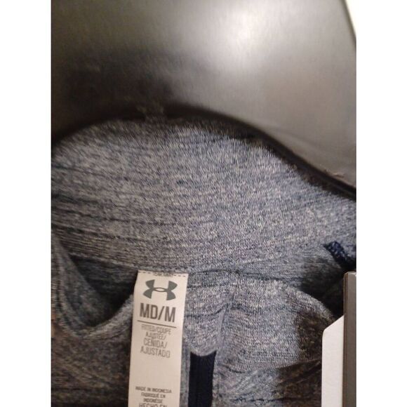 Under Armour Pullover 1/4 Zip Color Black/Gray Size Medium - Picture 2 of 3
